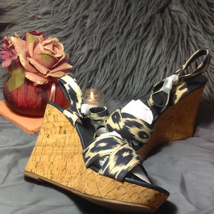 TOP MODA Aztec Print Cork Wedge Size 10